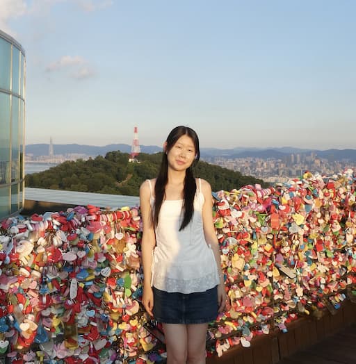 Picture of Emily Yu